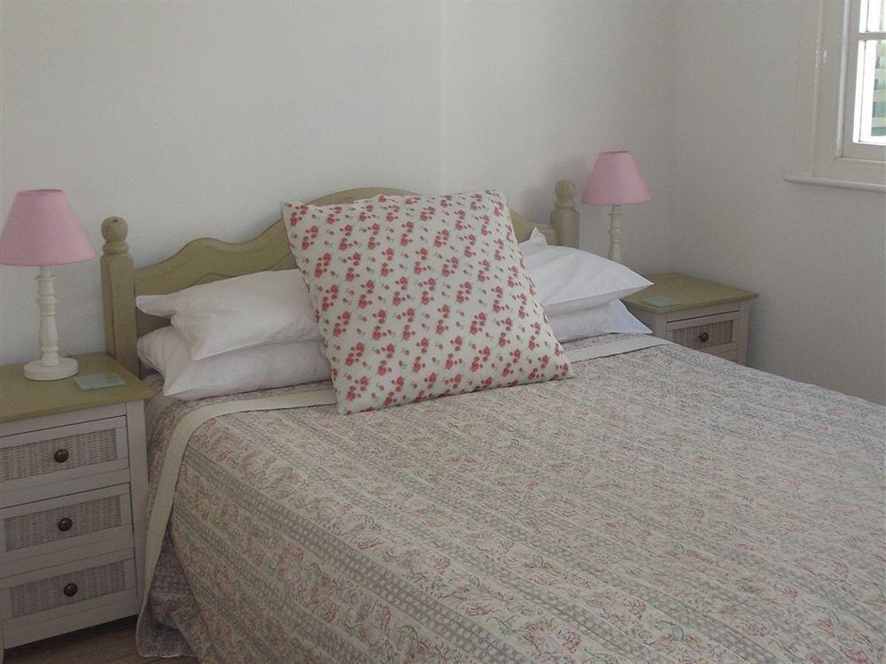 Guest house The Edgcumbe & Deck Restaurant 4*