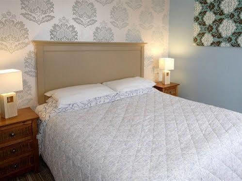 The Edgcumbe & Deck Restaurant 4*