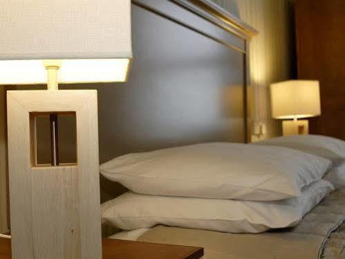 Guest house The Edgcumbe & Deck Restaurant 4*